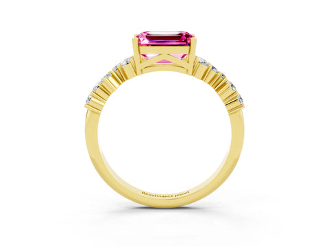 Yellow gold Emerald Cut Diamond Cluster Pavé Band with Four-Prong Setting_3