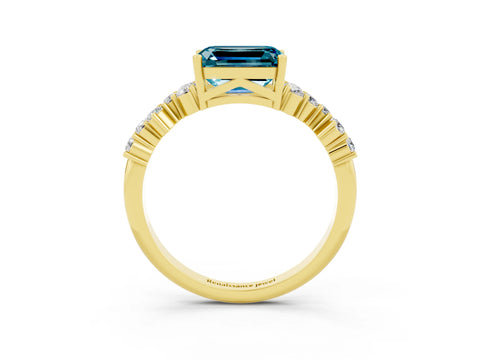 Yellow gold Emerald Cut Diamond Cluster Pavé Band with Four-Prong Setting_3