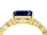 Yellow gold Emerald Cut Diamond Cluster Pavé Band with Four-Prong Setting_4