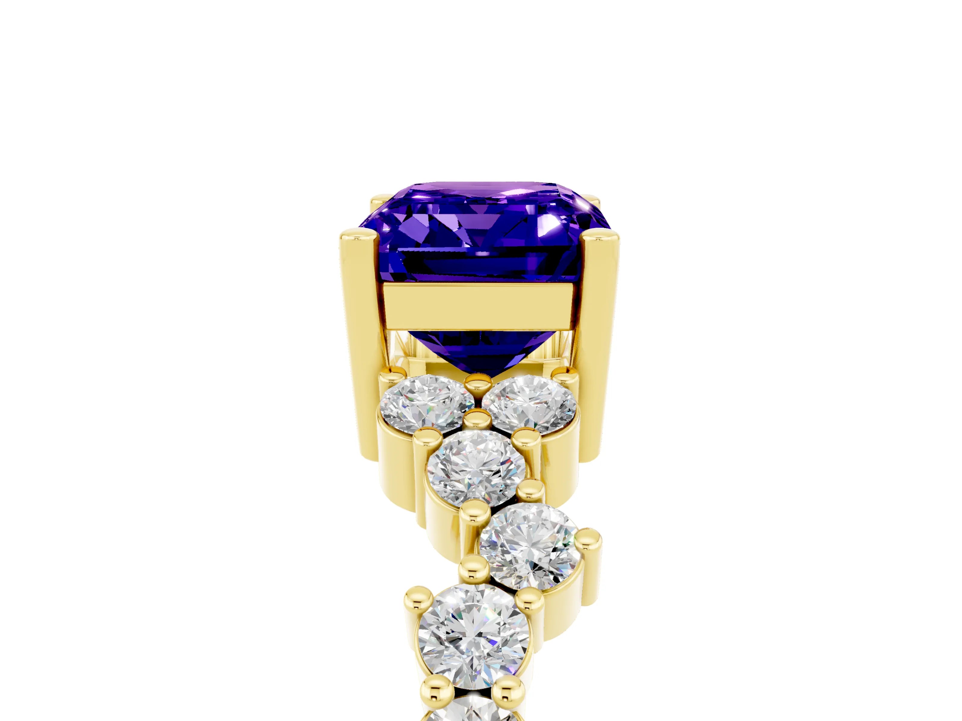 Yellow gold Emerald Cut Diamond Cluster Pavé Band with Four-Prong Setting_5
