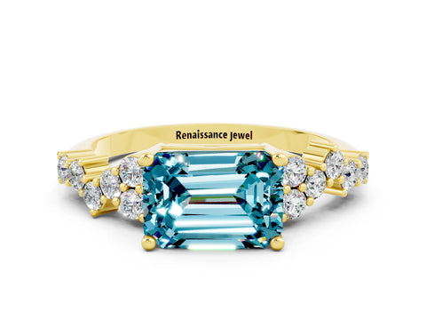 Yellow gold Emerald Cut Diamond Cluster Pavé Band with Four-Prong Setting