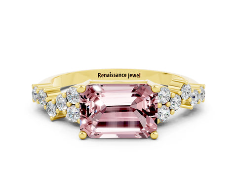 Yellow gold Emerald Cut Diamond Cluster Pavé Band with Four-Prong Setting
