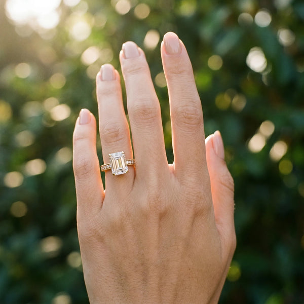 Yellow gold Emerald Cut Diamond Milgrain Pavé Engagement Ring with Four-Prong Setting