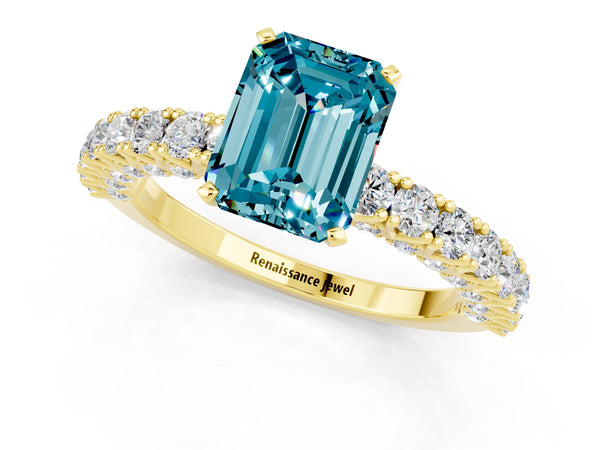Yellow gold Emerald Cut Diamond Pavé Band Solitaire Ring with Prong Setting