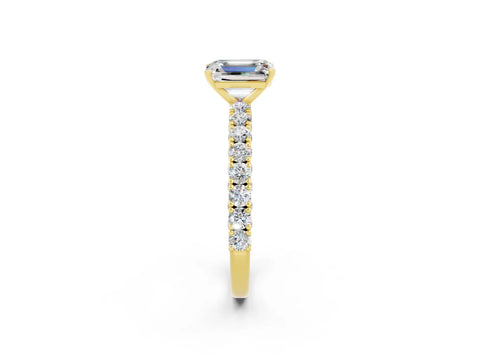 Yellow gold Emerald Cut Diamond Pavé Band Solitaire Ring with Prong Setting_2