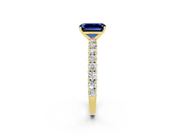 Yellow gold Emerald Cut Diamond Pavé Band Solitaire Ring with Prong Setting