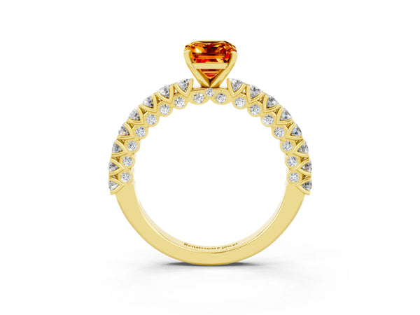 Yellow gold Emerald Cut Diamond Pavé Band Solitaire Ring with Prong Setting