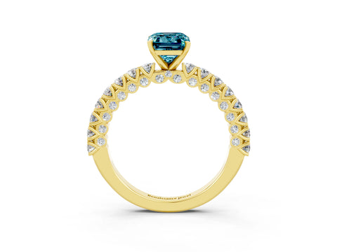 Yellow gold Emerald Cut Diamond Pavé Band Solitaire Ring with Prong Setting_3