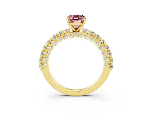 Yellow gold Emerald Cut Diamond Pavé Band Solitaire Ring with Prong Setting