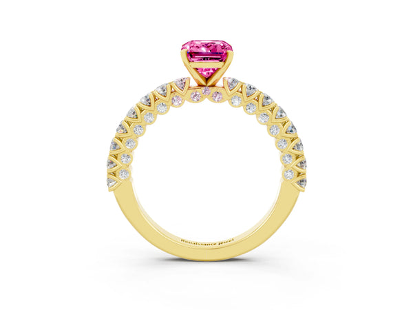Yellow gold Emerald Cut Diamond Pavé Band Solitaire Ring with Prong Setting