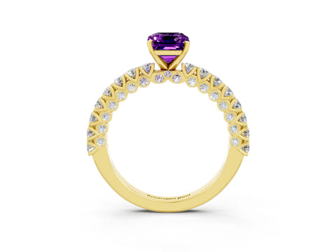 Yellow gold Emerald Cut Diamond Pavé Band Solitaire Ring with Prong Setting_3