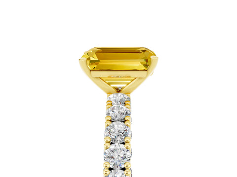 Yellow gold Emerald Cut Diamond Pavé Band Solitaire Ring with Prong Setting_5