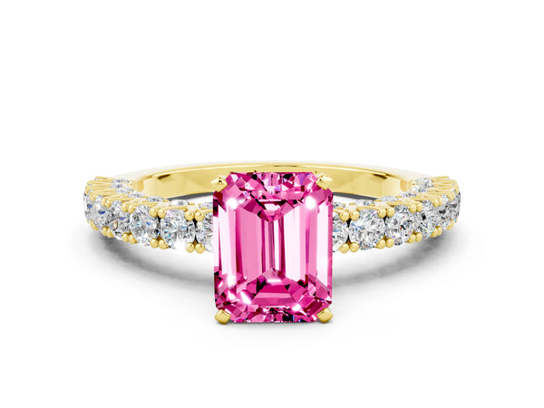 Yellow gold Emerald Cut Diamond Pavé Band Solitaire Ring with Prong Setting