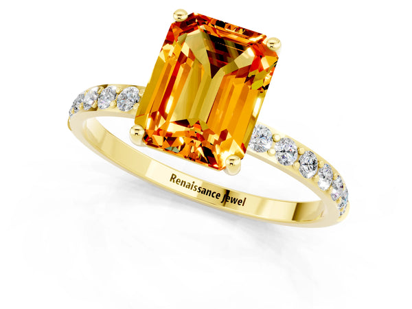 Yellow gold Emerald Cut Citrine Solitaire Ring with Round Pavé Shoulders and Prong Setting