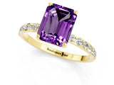 Yellow gold Emerald Cut Diamond Pavé Band with Six-Prong Setting_1
