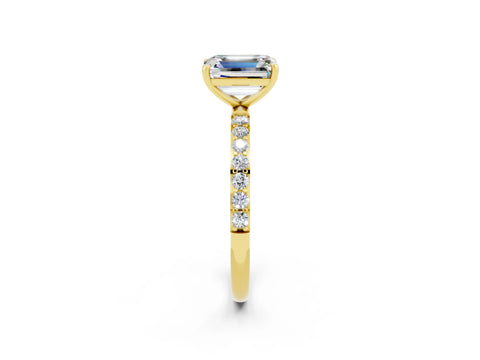 Yellow gold Emerald Cut Diamond Pavé Band with Six-Prong Setting_2