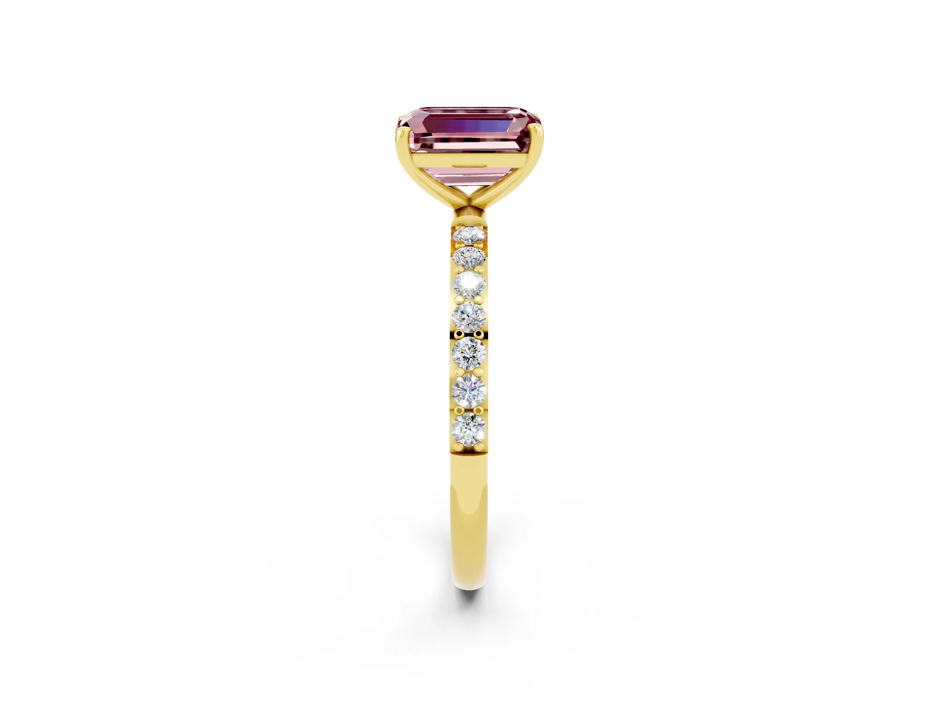 Yellow gold Emerald Cut Diamond Pavé Band with Six-Prong Setting_2