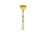 Yellow gold Emerald Cut Diamond Pavé Band with Six-Prong Setting_2