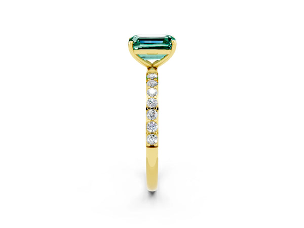 Yellow gold Emerald Cut Green Sapphire Solitaire Ring with Round Pavé Shoulders and Prong Setting