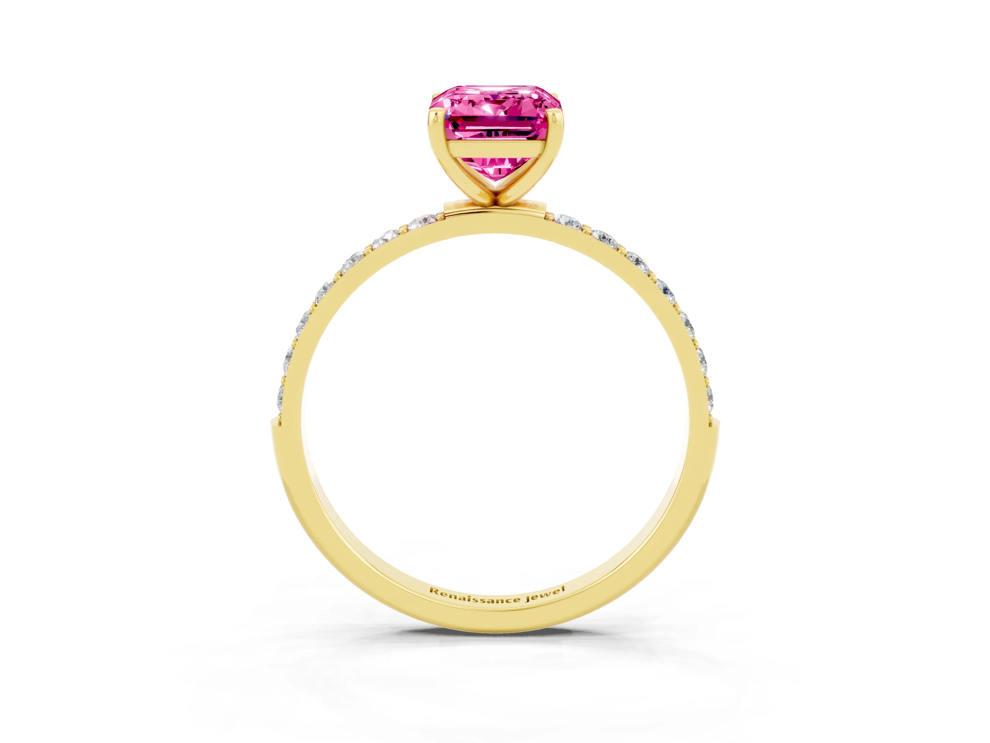 Yellow gold Emerald Cut Diamond Pavé Band with Six-Prong Setting_3