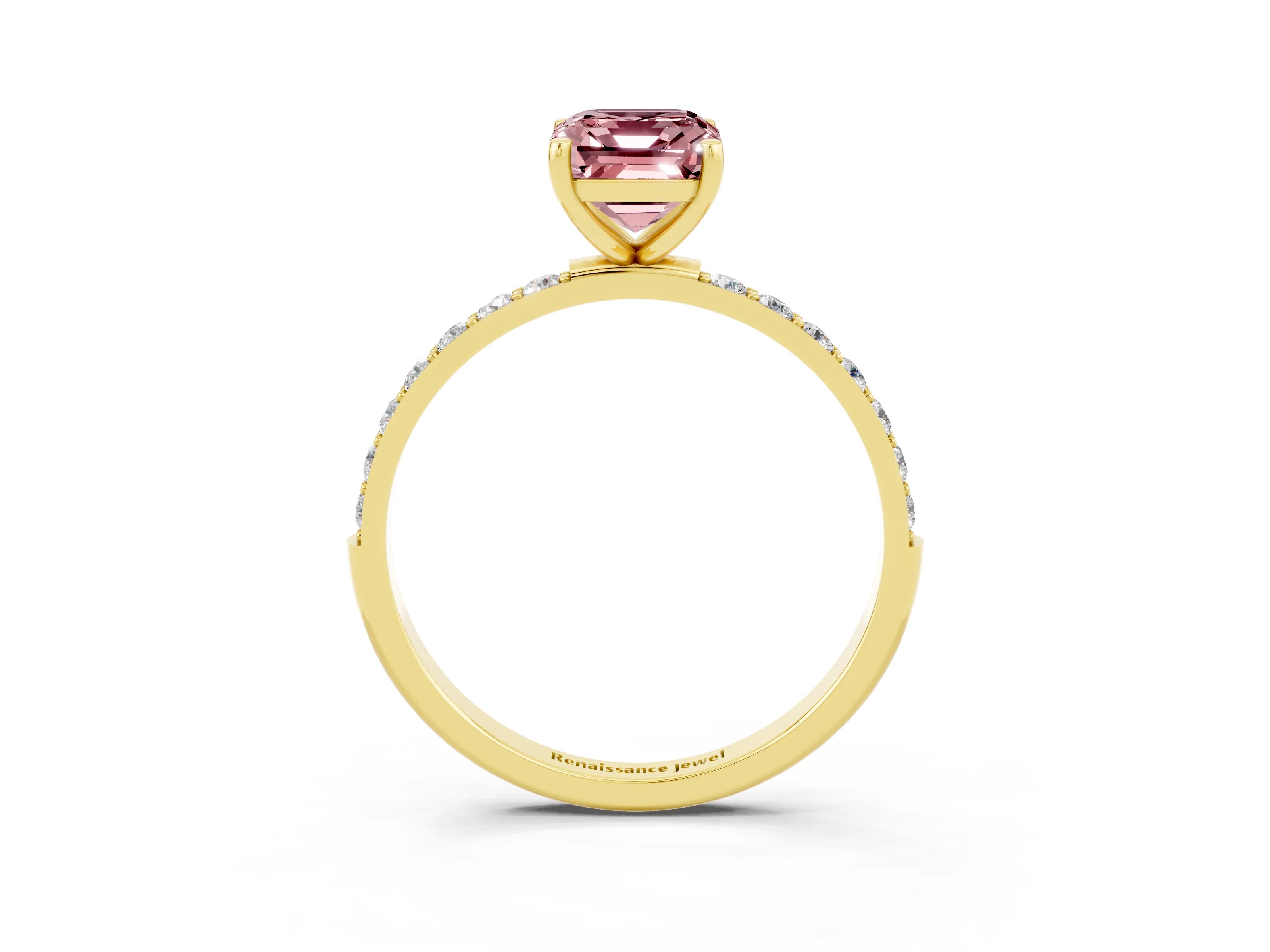 Yellow gold Emerald Cut Diamond Pavé Band with Six-Prong Setting_3