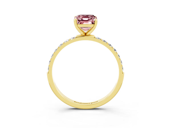 Yellow gold Emerald Cut Diamond Pavé Band with Six-Prong Setting
