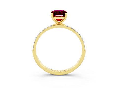Yellow gold Emerald Cut Diamond Pavé Band with Six-Prong Setting_3