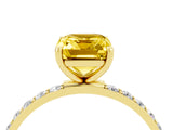 Yellow gold Emerald Cut Diamond Pavé Band with Six-Prong Setting_4