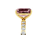 Yellow gold Emerald Cut Diamond Pavé Band with Six-Prong Setting_5