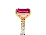 Yellow gold Emerald Cut Diamond Pavé Band with Six-Prong Setting_5