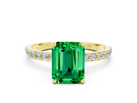 Yellow gold Emerald Cut Diamond Pavé Band with Six-Prong Setting