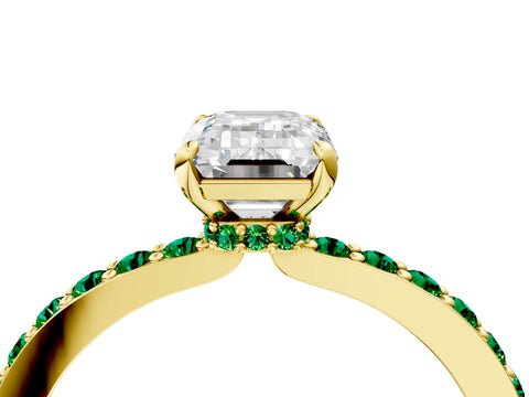 Yellow gold Emerald Cut Diamond Pavé Engagement Ring with Round with Emerald side stone Accents and Prong Setting_4