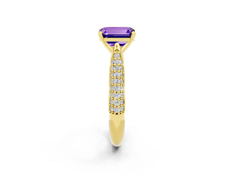 Yellow gold Emerald Cut Diamond Solitaire Engagement Ring with Pavé Band and Four-Prong Setting_2