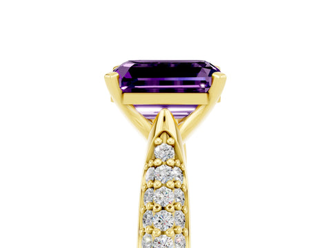 Yellow gold Emerald Cut Diamond Solitaire Engagement Ring with Pavé Band and Four-Prong Setting_5