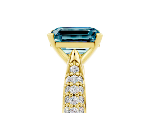 Yellow gold Emerald Cut Diamond Solitaire Engagement Ring with Pavé Band and Four-Prong Setting_5