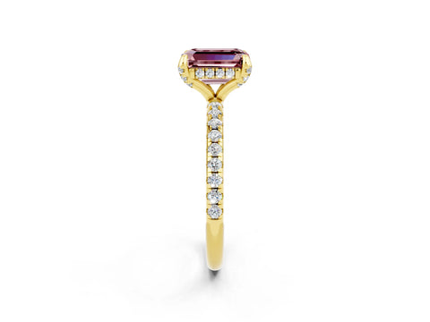 Yellow gold Emerald Cut Diamond Solitaire Ring with Four-Prong Setting and Pavé Band_2