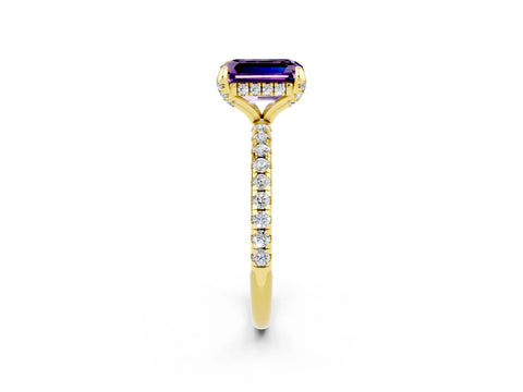 Yellow gold Emerald Cut Diamond Solitaire Ring with Four-Prong Setting and Pavé Band_2