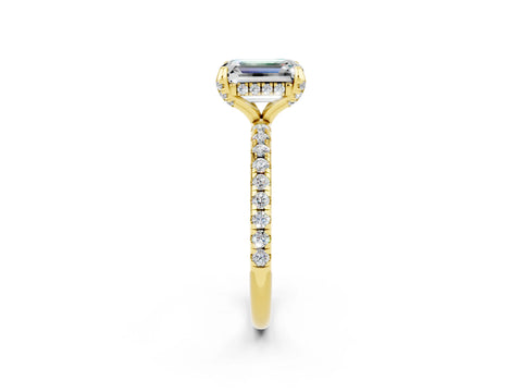 Yellow gold Emerald Cut Diamond Solitaire Ring with Four-Prong Setting and Pavé Band_2
