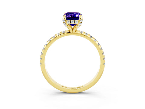 Yellow gold Emerald Cut Diamond Solitaire Ring with Four-Prong Setting and Pavé Band_3