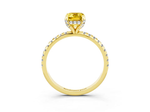 Yellow gold Emerald Cut Diamond Solitaire Ring with Four-Prong Setting and Pavé Band_3
