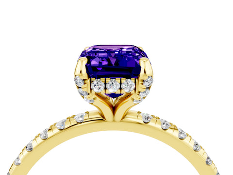 Yellow gold Emerald Cut Diamond Solitaire Ring with Four-Prong Setting and Pavé Band_4