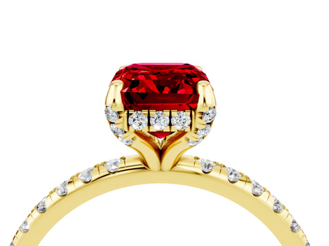 Yellow gold Emerald Cut Diamond Solitaire Ring with Four-Prong Setting and Pavé Band_4