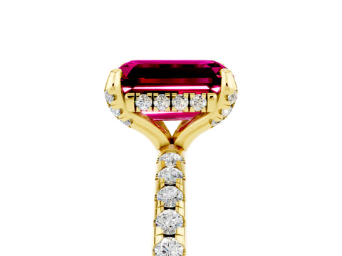 Yellow gold Emerald Cut Diamond Solitaire Ring with Four-Prong Setting and Pavé Band_5