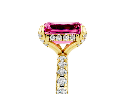 Yellow gold Emerald Cut Diamond Solitaire Ring with Four-Prong Setting and Pavé Band_5