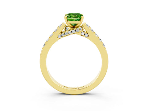 Yellow gold Emerald Cut Diamond Solitaire Ring with Pavé Band and Prong Setting_3