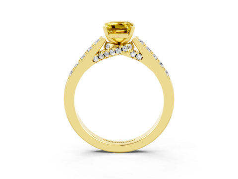 Yellow gold Emerald Cut Diamond Solitaire Ring with Pavé Band and Prong Setting_3