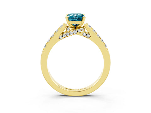 Yellow gold Emerald Cut Diamond Solitaire Ring with Pavé Band and Prong Setting_3