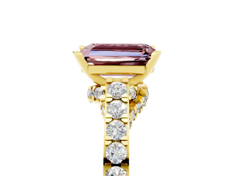 Yellow gold Emerald Cut Diamond Solitaire Ring with Pavé Band and Prong Setting_5