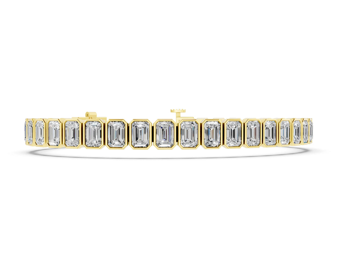 Yellow gold Emerald Cut Diamond Tennis Bracelet with Bezel Setting_8