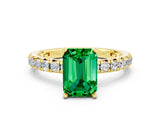 Yellow gold Emerald Cut Emerald Pavé Solitaire Ring with Round Band and Prong Setting_24